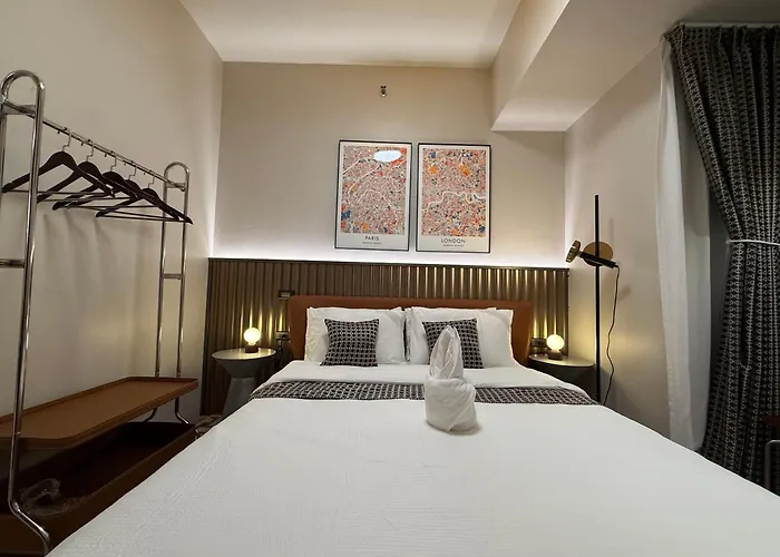 Luxury 2br Retreat Next To Okada Casino Moa Airsports *