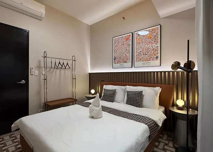 Luxury 2br Retreat Next To Okada Casino Moa Airsports