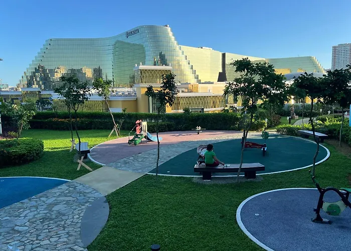 Luxury 2br Retreat Next To Okada Casino Moa Airsports *